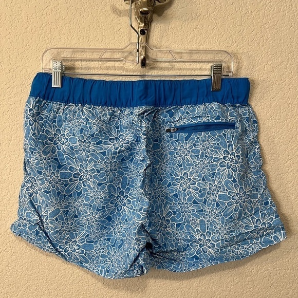North Face Floral Blue Women Swim Trunks size medium - Picture 5 of 8